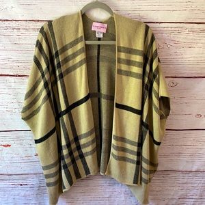 Beige & Black Plaid Sweater Wrap Medium